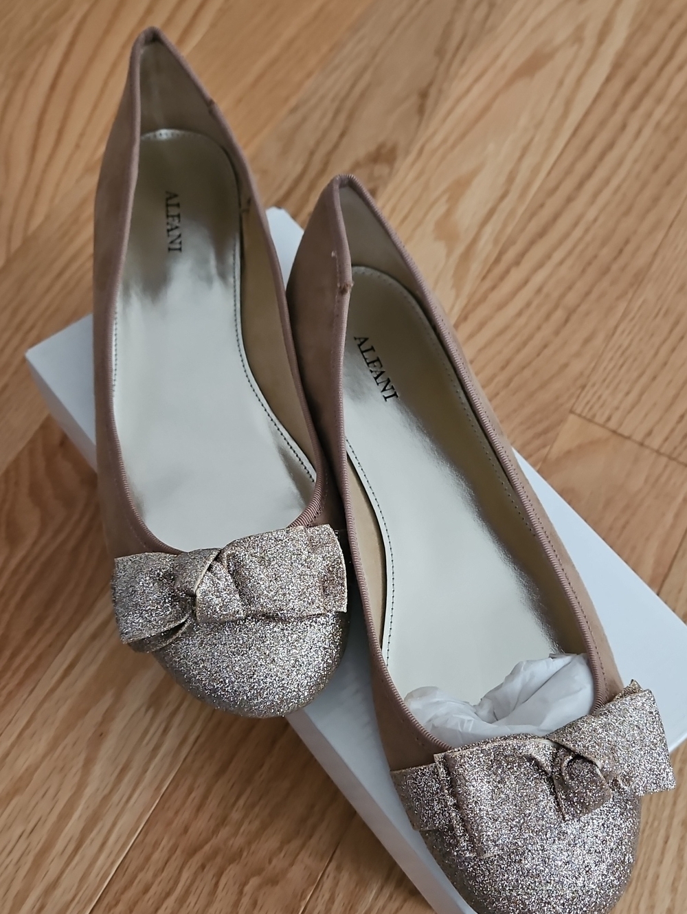 Alfani Women's Sand Glitter Bow Flats